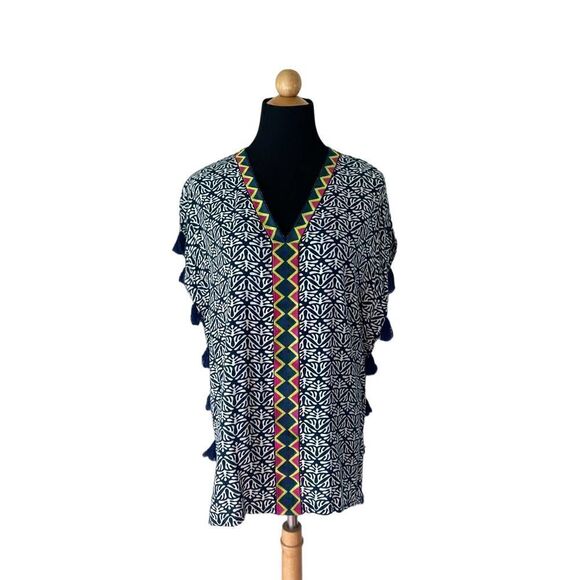 Escapada Living Embroidered Joana Tassel Top Size Medium - Picture 10 of 12